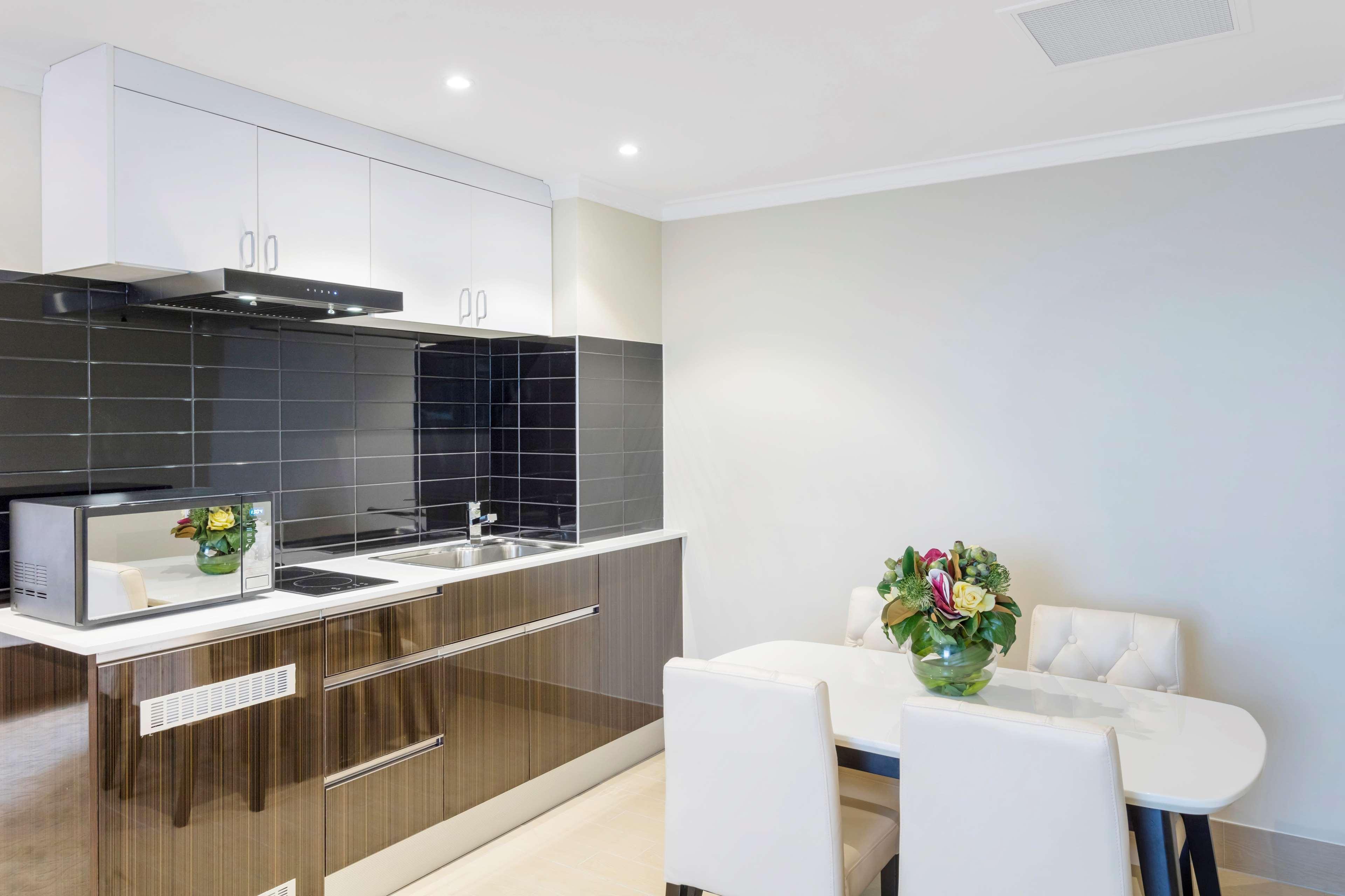 Hotel Diana Brisbane Bagian luar foto
