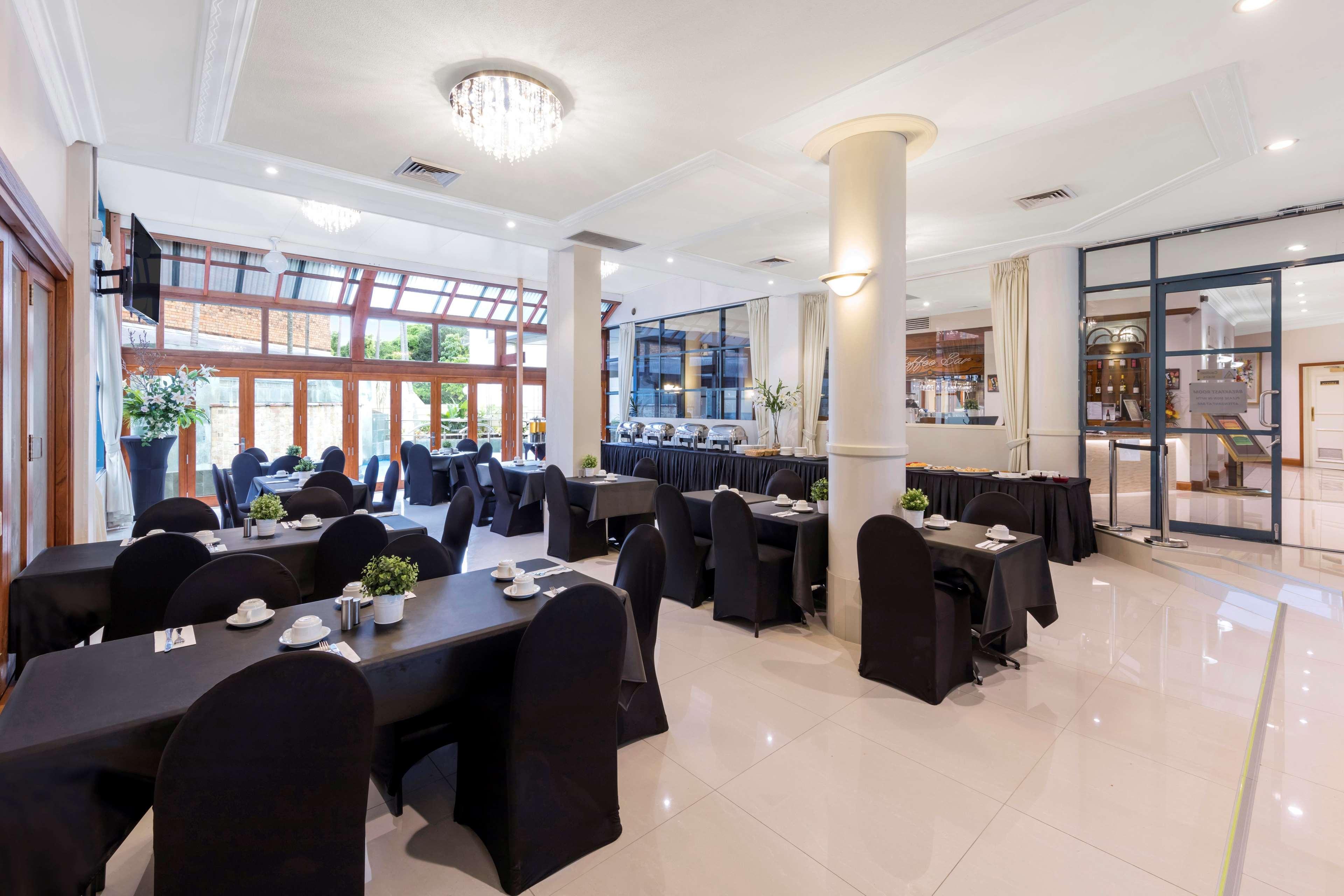 Hotel Diana Brisbane Bagian luar foto