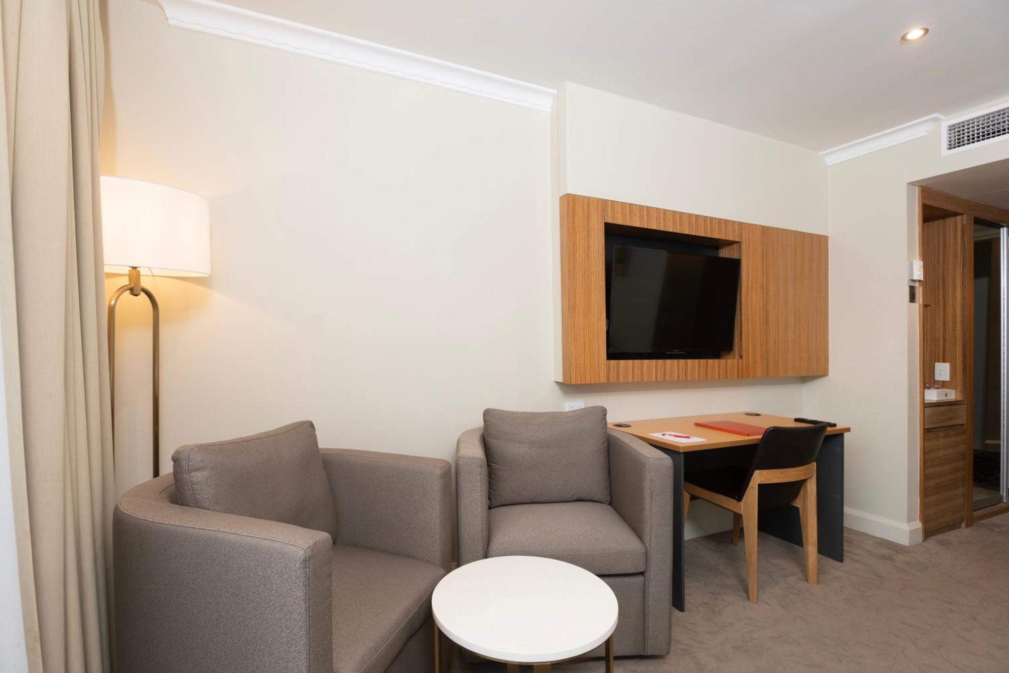 Hotel Diana Brisbane Bagian luar foto